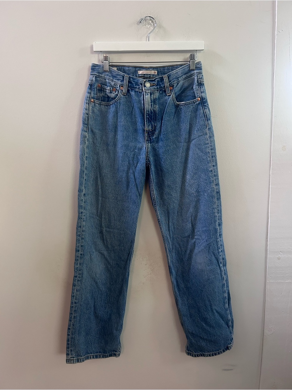 Levi’s loose straight classic premium jeans 26
